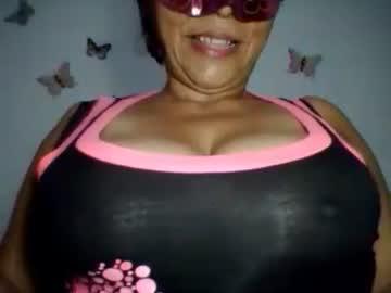 mommyboobssucker's Profile Picture